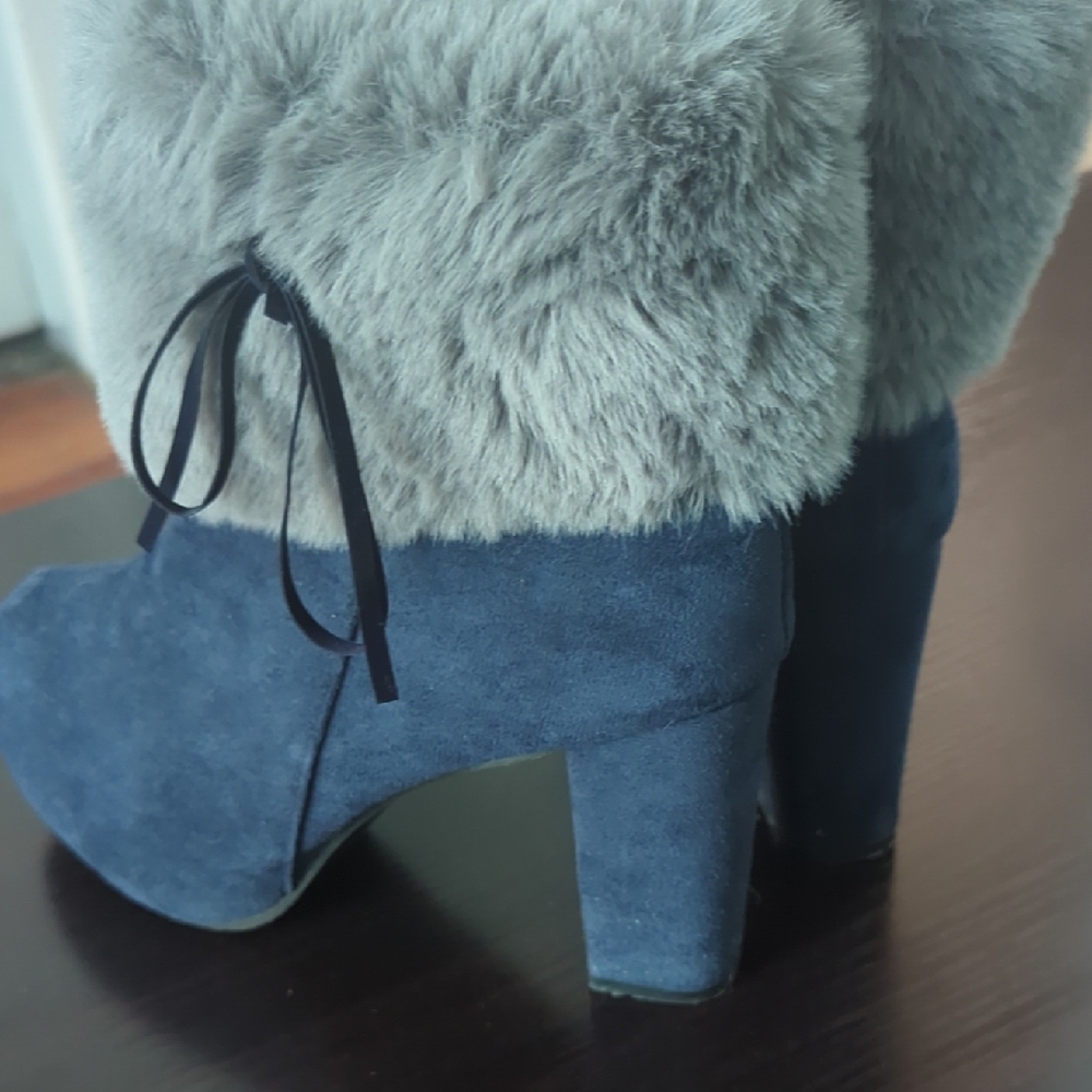 Stylish Gray Fur and Blue Women's Ankle Boots.